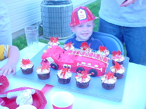 firetruck birthday cake